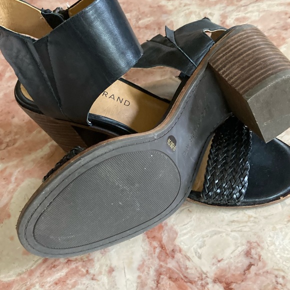 Perfect Lucky Brand sandal for summer! - Picture 7 of 7